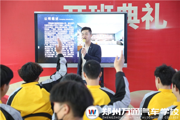 鼎車堂人才預(yù)選會，實現(xiàn)學(xué)子精準(zhǔn)就業(yè)