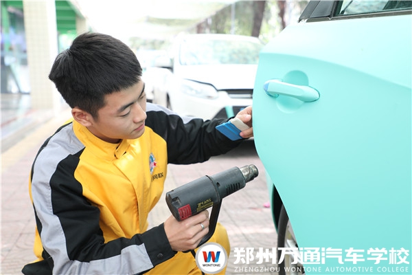 轉行創業？提升薪資？他們已經搶占先機！